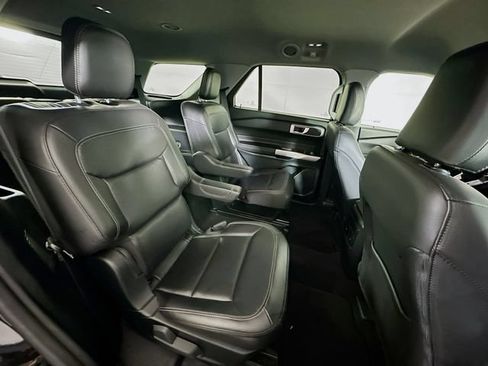 Certified 2024 Ford Explorer XLT w/ Equipment Group 202A AWD/4WD image 34