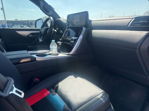 Used 2023 Lexus LX 600 F Sport w/ Accessory Package (Z1) image 10
