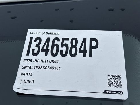 Certified 2025 INFINITI QX60 Pure image 42