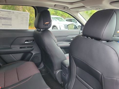 New 2026 Nissan Kicks SR w/ SR Premium Package FWD image 27