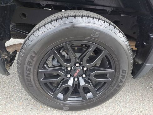 Certified 2023 GMC Sierra 1500 Elevation AWD/4WD image 18