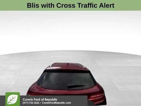 Used 2019 Lincoln MKC Select w/ Select Plus Package image 4