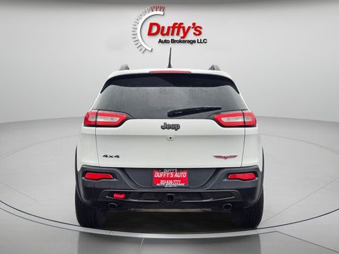 Used 2015 Jeep Cherokee Trailhawk w/ Comfort/Convenience Group image 16