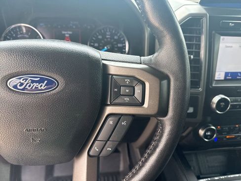 Used 2020 Ford Expedition XLT w/ Equipment Group 202A RWD image 16