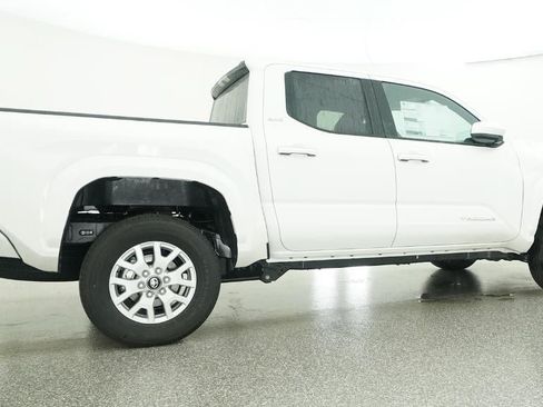 New 2026 Toyota Tacoma SR5 AWD/4WD image 26