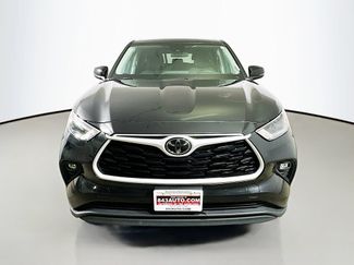 Used 2024 Toyota Highlander LE AWD/4WD video 2