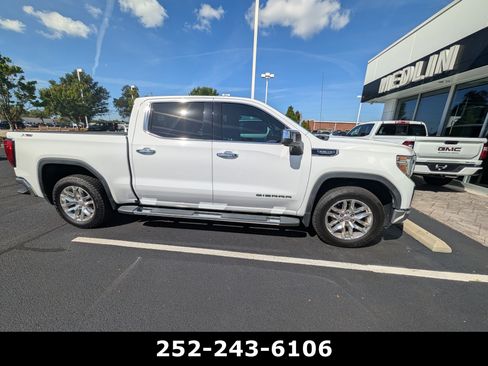 Used 2020 GMC Sierra 1500 SLT w/ SLT Premium Plus Package AWD/4WD image 4