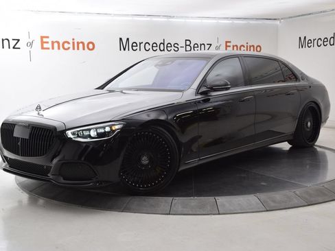 Used 2021 Mercedes-Benz Maybach S 580 4MATIC image 2
