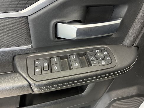 Used 2025 RAM 2500 Big Horn AWD/4WD image 20