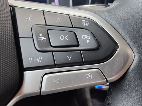 Used 2026 Volkswagen Jetta SEL FWD image 27