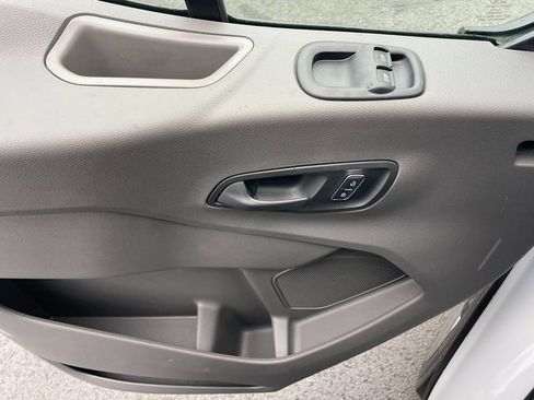 New 2026 Ford Transit 250 148 Medium Roof w/ Load Area Protection Package image 13