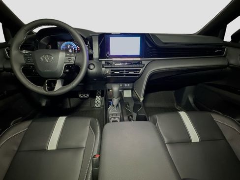 New 2026 Toyota Camry SE w/ Convenience Package FWD image 6