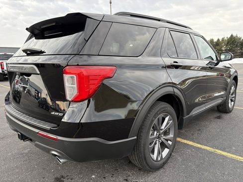 Used 2021 Ford Explorer XLT w/ Equipment Group 202A image 38