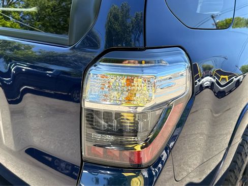 Used 2016 Toyota 4Runner Trail AWD/4WD image 25