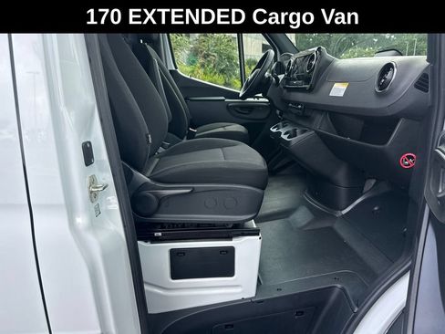 Used 2025 Mercedes-Benz Sprinter 3500 image 14