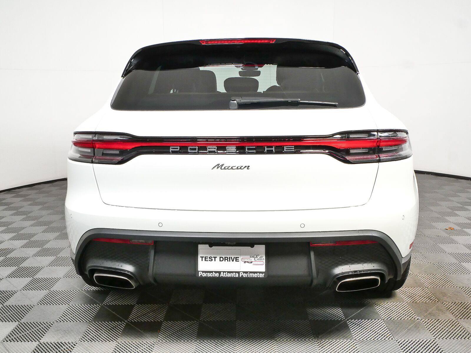 New 2026 Porsche Macan Turbo AWD/4WD image 34