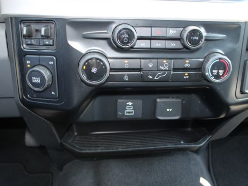 Used 2026 Ford F250 XLT AWD/4WD image 24