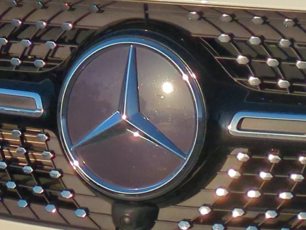 Used 2023 Mercedes-Benz GLB 250 4MATIC image 33