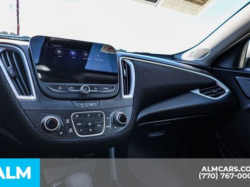 Used 2024 Chevrolet Malibu LT image 39