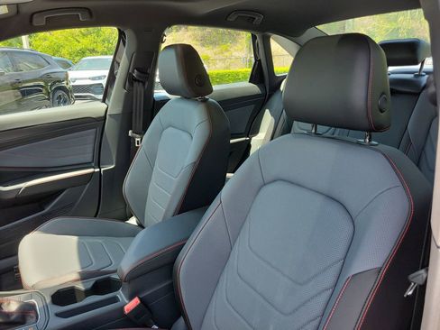 New 2026 Volkswagen Jetta GLI Autobahn FWD image 15