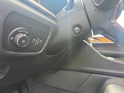 Used 2024 Jeep Grand Cherokee L Summit AWD/4WD image 23