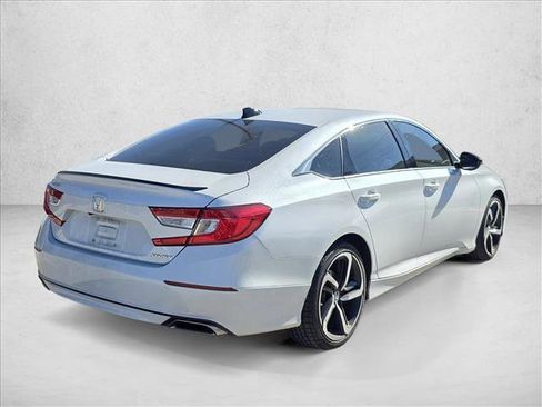 Used 2022 Honda Accord Sport image 5