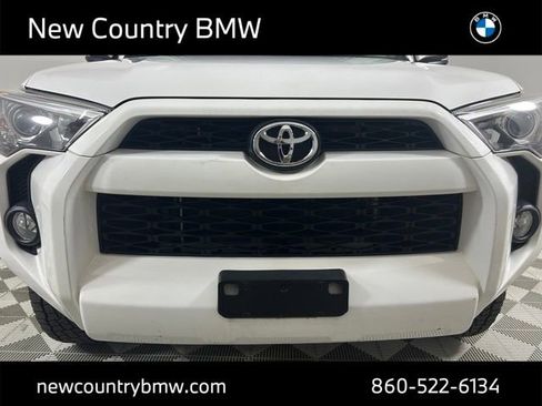 Used 2016 Toyota 4Runner SR5 Premium AWD/4WD image 27