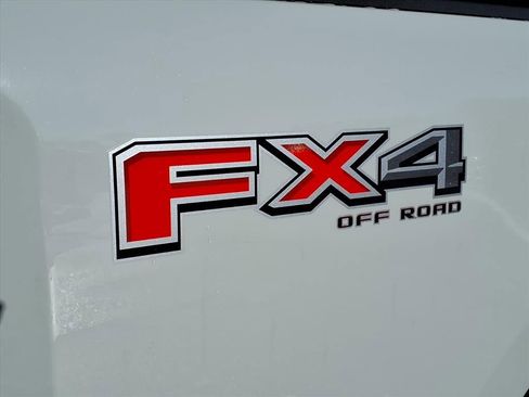 New 2026 Ford F250 XL w/ 360-Degree Camera Package AWD/4WD image 9