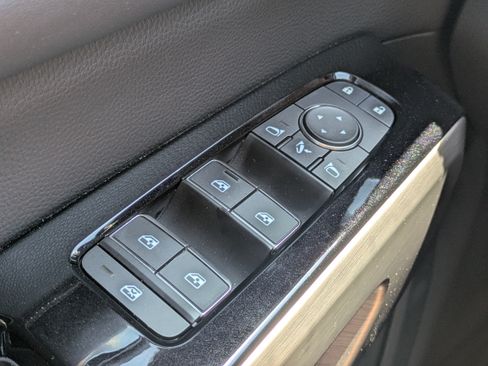 Used 2023 Nissan Pathfinder Platinum w/ Lighting Package (N93) AWD/4WD image 25