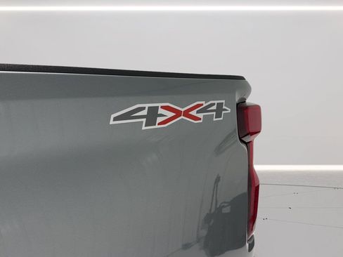 Used 2024 Chevrolet Silverado 2500 Custom w/ Custom Value Package AWD/4WD image 31