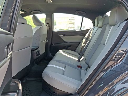 New 2026 Toyota Camry SE AWD/4WD image 8
