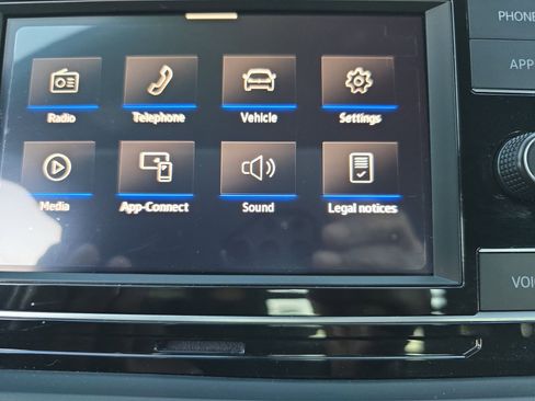 Used 2024 Volkswagen Jetta Sport image 21