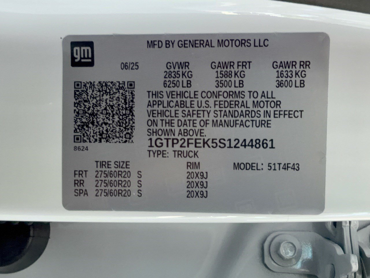 Used 2025 GMC Canyon Denali AWD/4WD image 31
