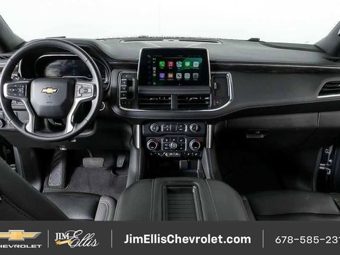 Certified 2024 Chevrolet Suburban LT RWD image 19