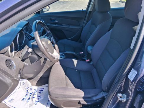 Used 2013 Chevrolet Cruze LT FWD image 12