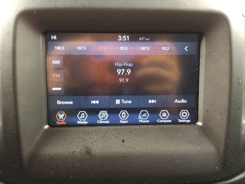 Used 2018 Jeep Compass Latitude w/ Popular Equipment Group AWD/4WD image 25