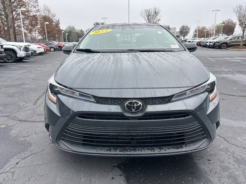 Used 2024 Toyota Corolla LE image 2