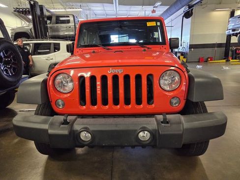 Used 2015 Jeep Wrangler Sport w/ Connectivity Group AWD/4WD image 2