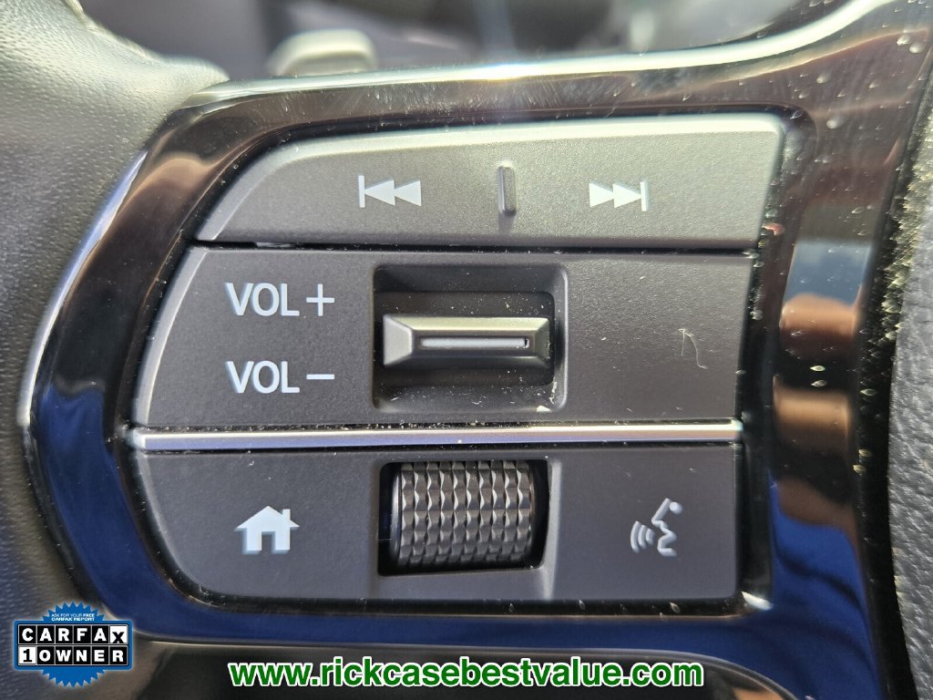 Used 2024 Honda Pilot Touring image 28