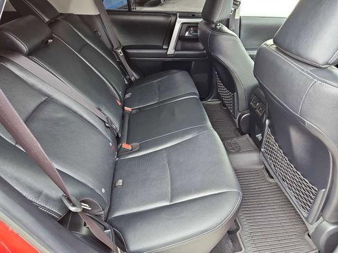 Used 2024 Toyota 4Runner Limited AWD/4WD image 27