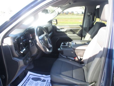 Used 2022 Chevrolet Silverado 1500 LT image 9