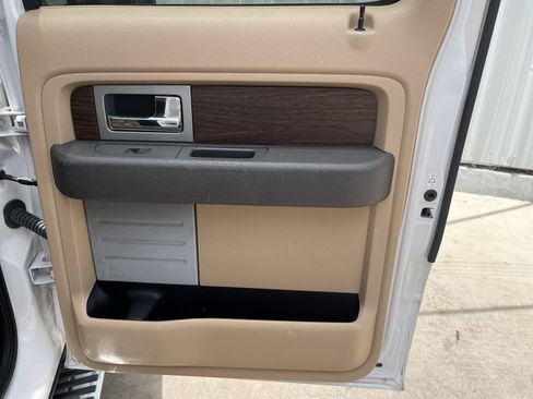 Used 2013 Ford F150 Lariat w/ Mid Equipment Group RWD image 14