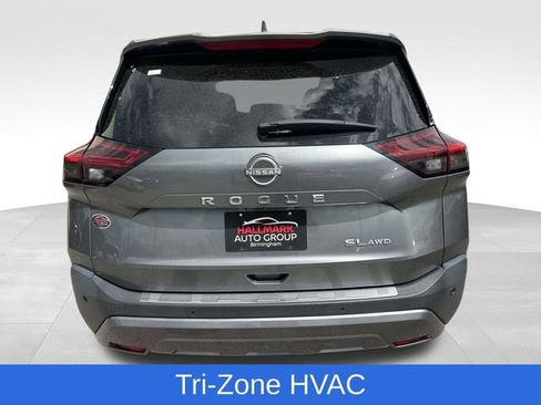 Used 2023 Nissan Rogue SL w/ SL Premium Package image 3