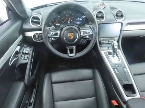 Used 2018 Porsche 718 Cayman GTS RWD image 11