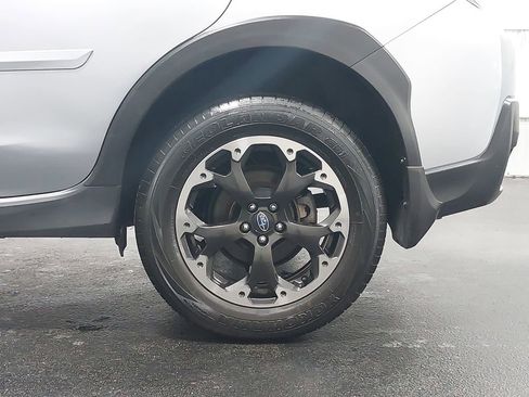 Used 2022 Subaru Crosstrek 2.0i Premium w/ Moonroof Package image 33