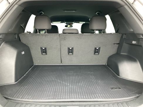 New 2026 Chevrolet Equinox LT w/ LPO, Floor Liner Package image 13