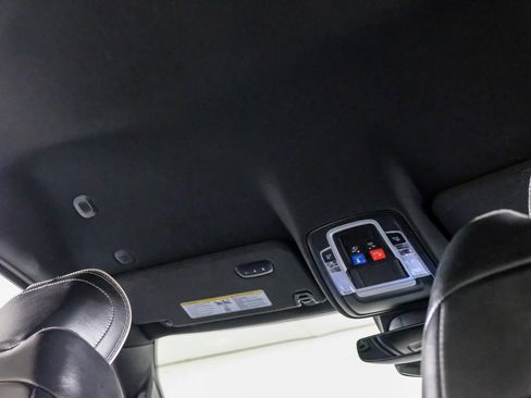 Used 2024 RAM 1500 Laramie image 29