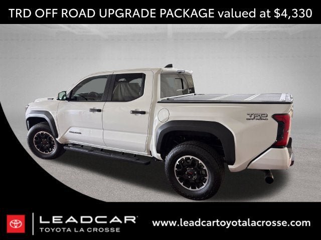 Certified 2025 Toyota Tacoma TRD Off-Road w/ TRD Off Road Upgrade Package AWD/4WD image 2