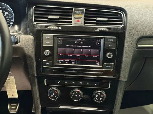 Used 2018 Volkswagen GTI S image 22