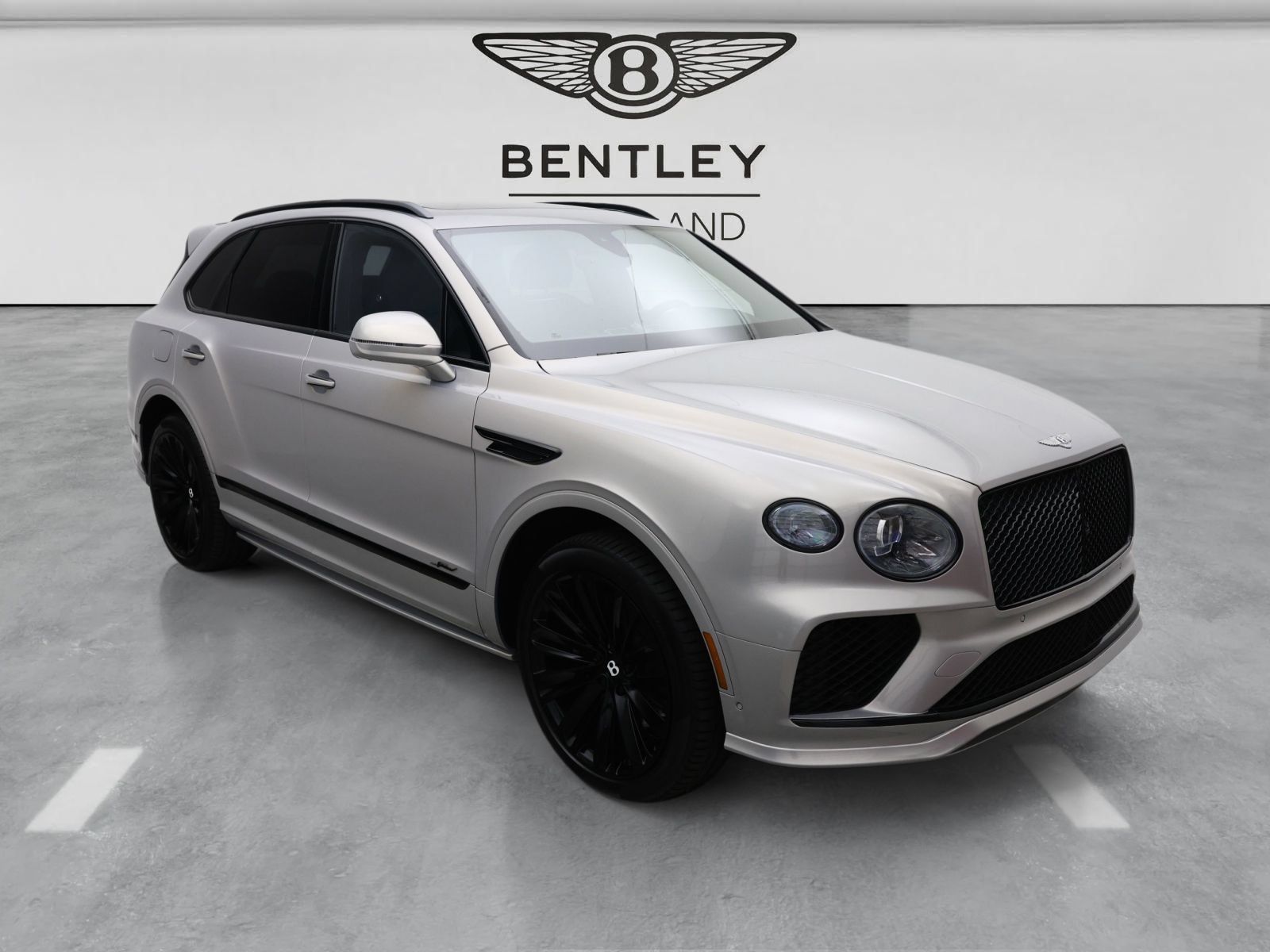 Used 2021 Bentley Bentayga Speed AWD/4WD image 18